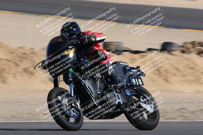 media/Oct-08-2022-SoCal Trackdays (Sat) [[1fc3beec89]]/Turn 10 (945am)/